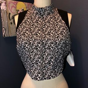 Elizabeth & James B&W Geometric Mock Tank Medium